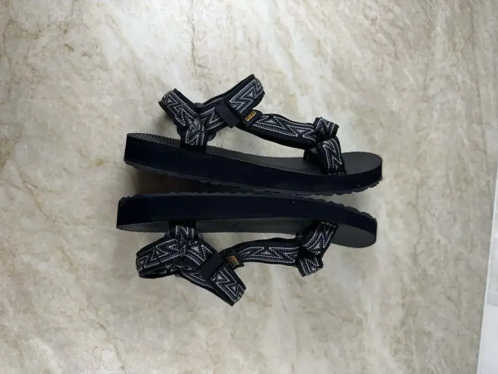 Teva Original Universal Kids K3 Sport Sandals Black Gray Geometric Hook & Loop